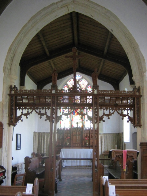 Rood screen and chancel